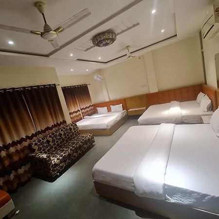 Hotel Empire Ujjain Exterior foto